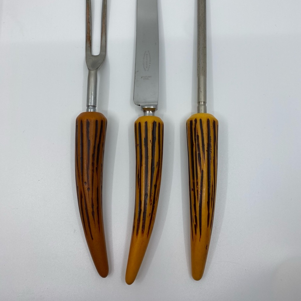 Vintage carving set